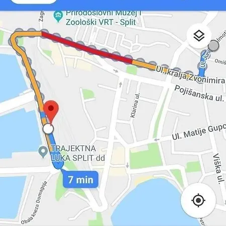 Happy Place Apartment