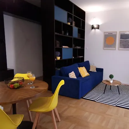 Apartment Happy Place